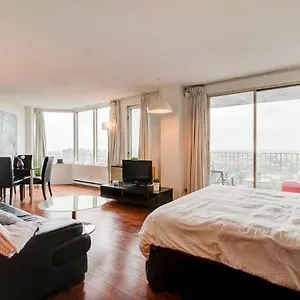 Apartment Beautiful Apartment - Gorgeous View Of The City - 7 Minute Walk To Metro - Self Check In, Montreal